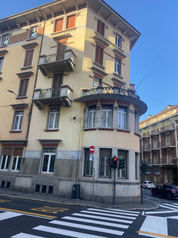 appartamento in vendita a Varese in zona Centro Città
