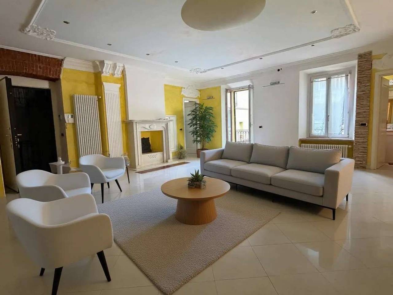 appartamento in vendita a Varese in zona Centro Città