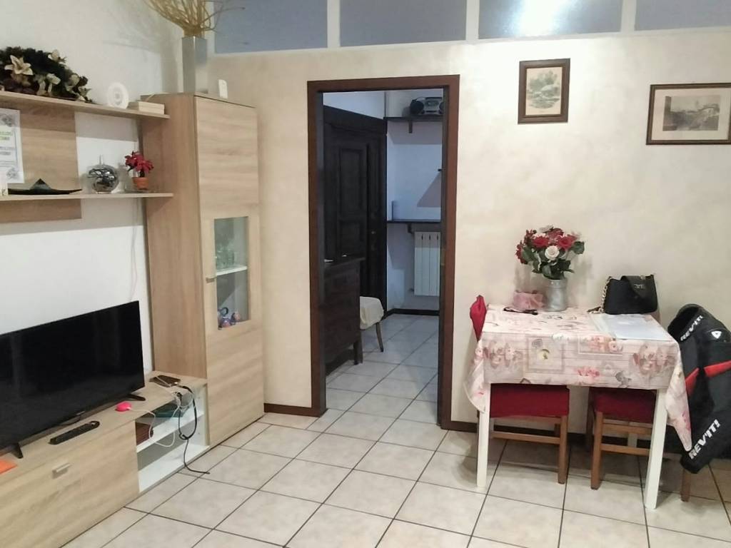 appartamento in vendita a Varese in zona Biumo