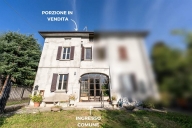 casa indipendente in vendita a Vedano Olona