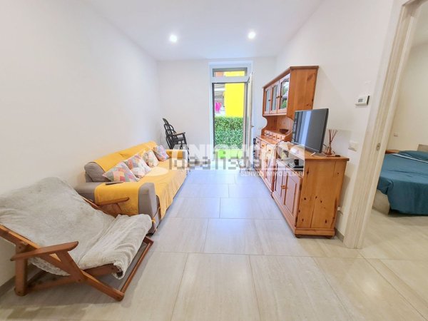 casa indipendente in vendita a Vedano Olona