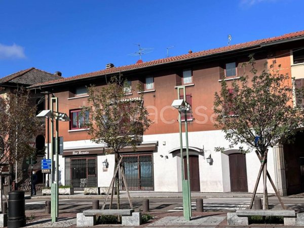 appartamento in vendita a Vedano Olona