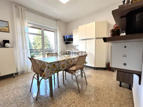 appartamento in vendita a Vedano Olona