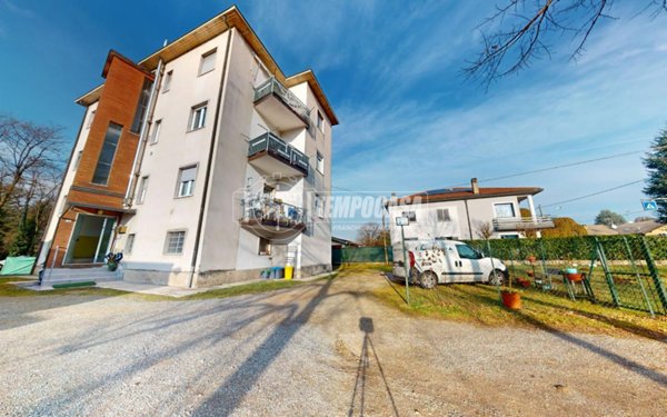 appartamento in vendita a Vedano Olona