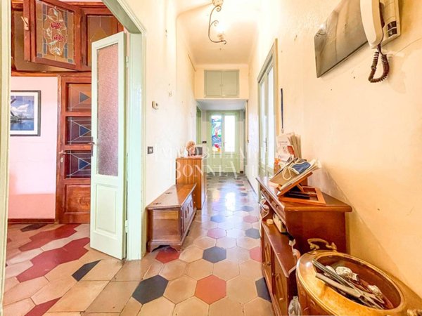 appartamento in vendita a Vedano Olona
