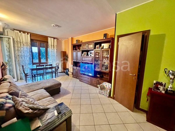appartamento in vendita a Vedano Olona
