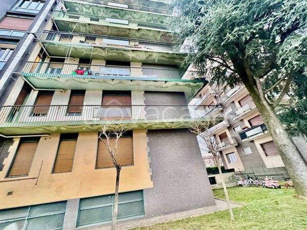 appartamento in vendita a Vedano Olona
