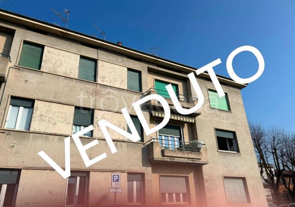 appartamento in vendita a Vedano Olona