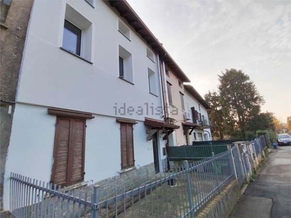 appartamento in vendita a Vedano Olona