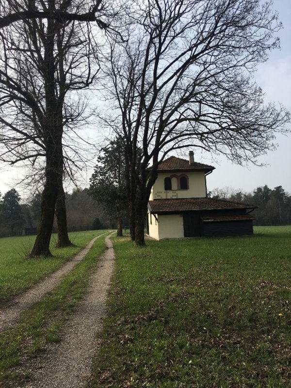 appartamento in vendita a Vedano Olona
