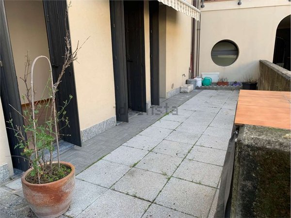 appartamento in vendita a Vedano Olona