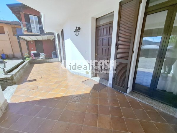 appartamento in vendita a Vedano Olona