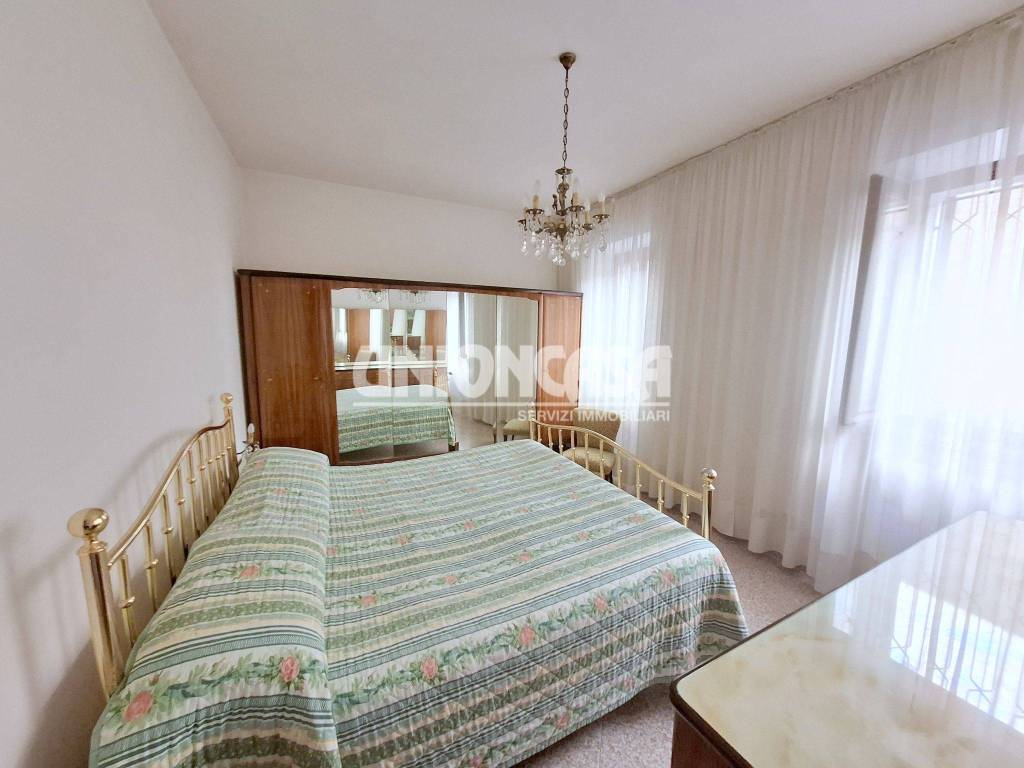 appartamento in vendita a Vedano Olona