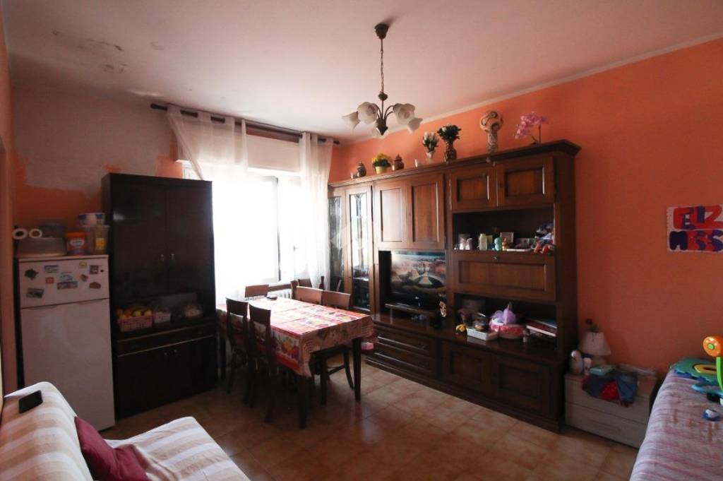 appartamento in vendita a Vedano Olona