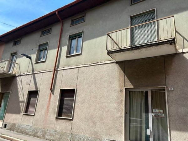 casa indipendente in vendita a Vedano Olona