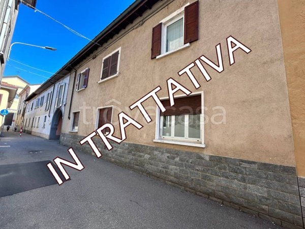 casa indipendente in vendita a Vedano Olona