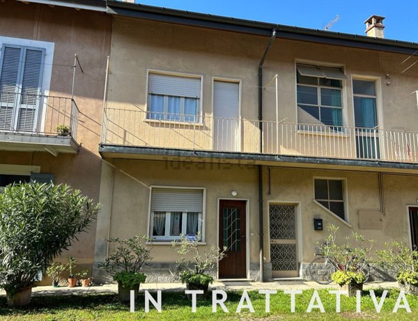 appartamento in vendita a Vedano Olona