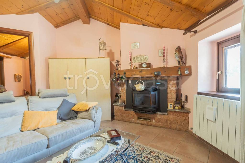 appartamento in vendita a Vedano Olona