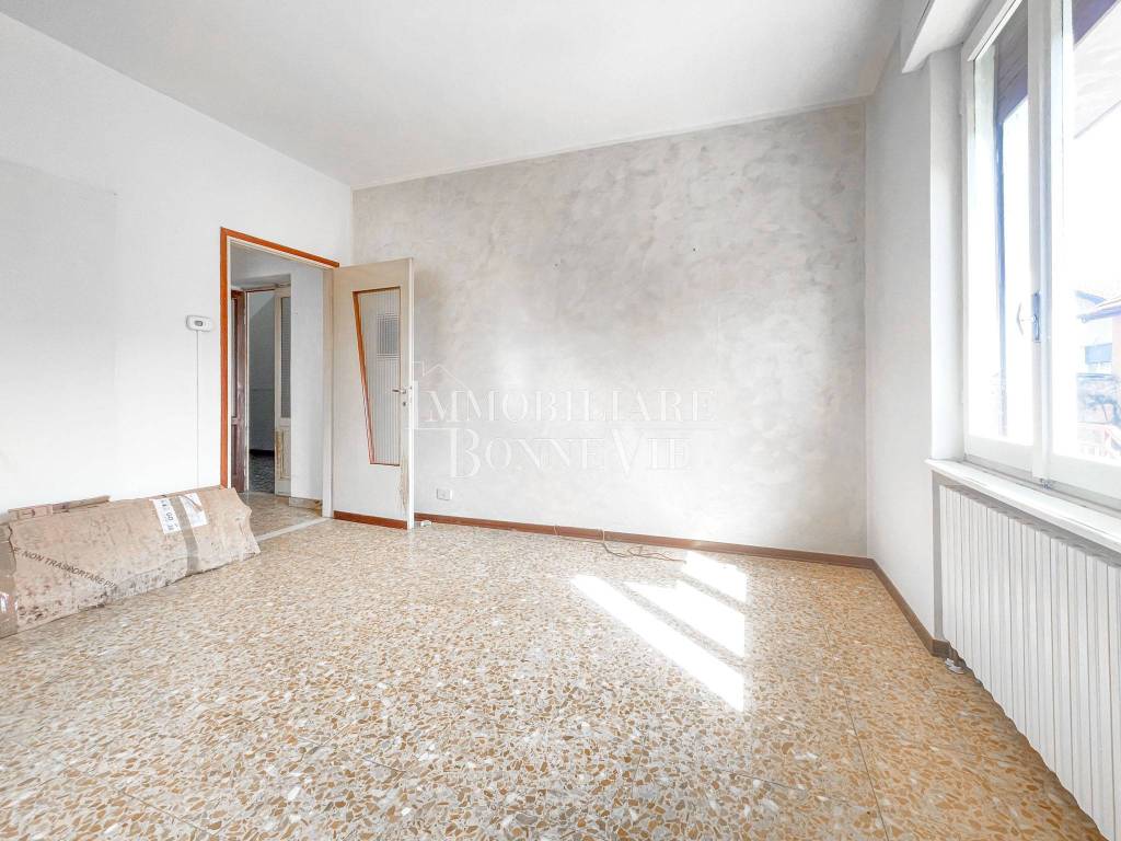 appartamento in vendita a Vedano Olona