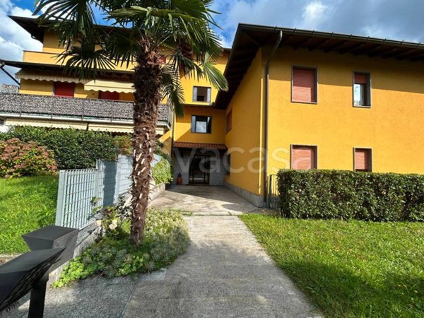 appartamento in vendita a Vedano Olona