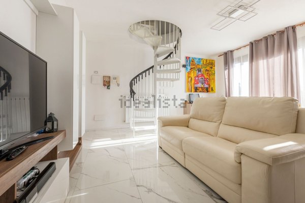 appartamento in vendita a Vedano Olona