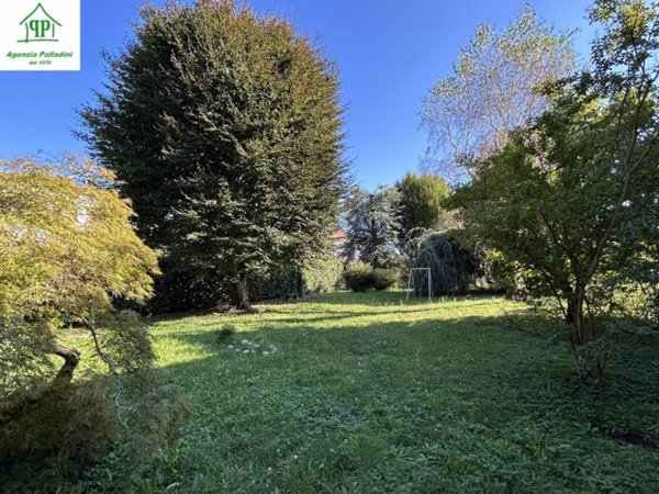 casa indipendente in vendita a Vedano Olona