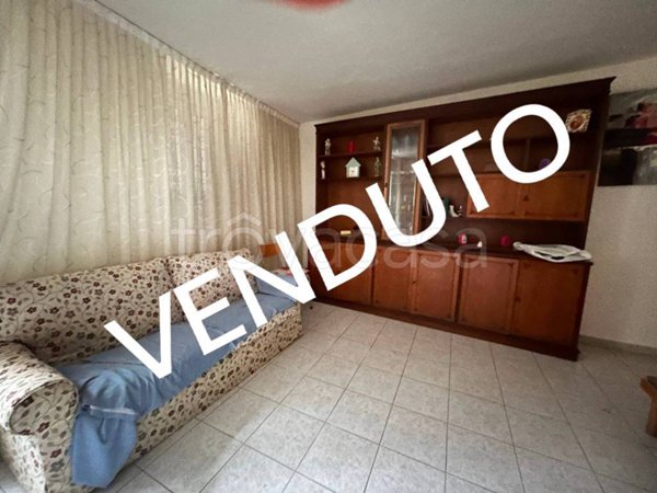 appartamento in vendita a Vedano Olona in zona Fontanelle