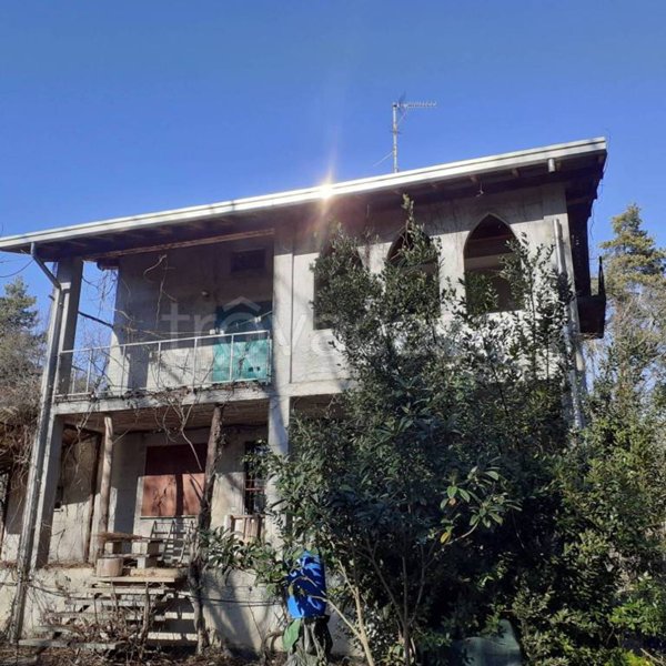 casa indipendente in vendita a Vedano Olona