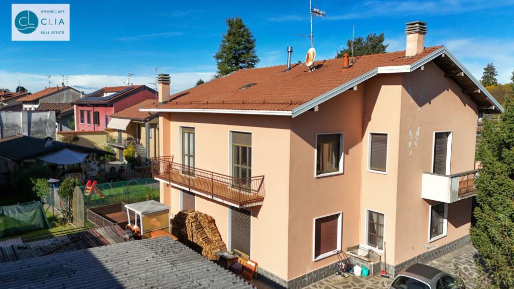 casa indipendente in vendita a Vedano Olona
