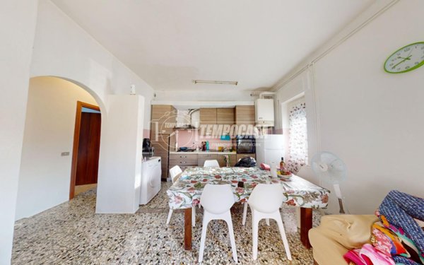 appartamento in vendita a Vedano Olona