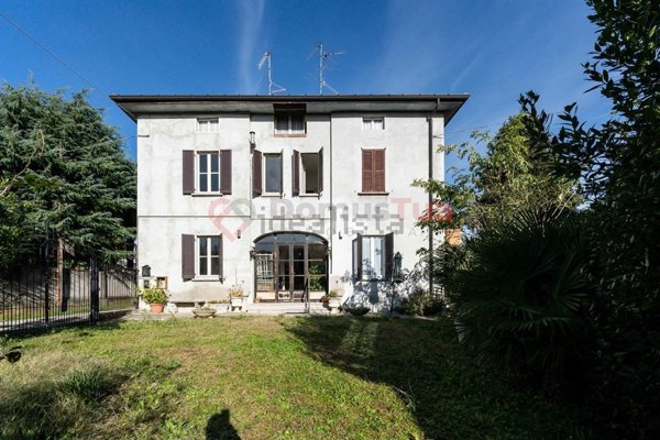 appartamento in vendita a Vedano Olona