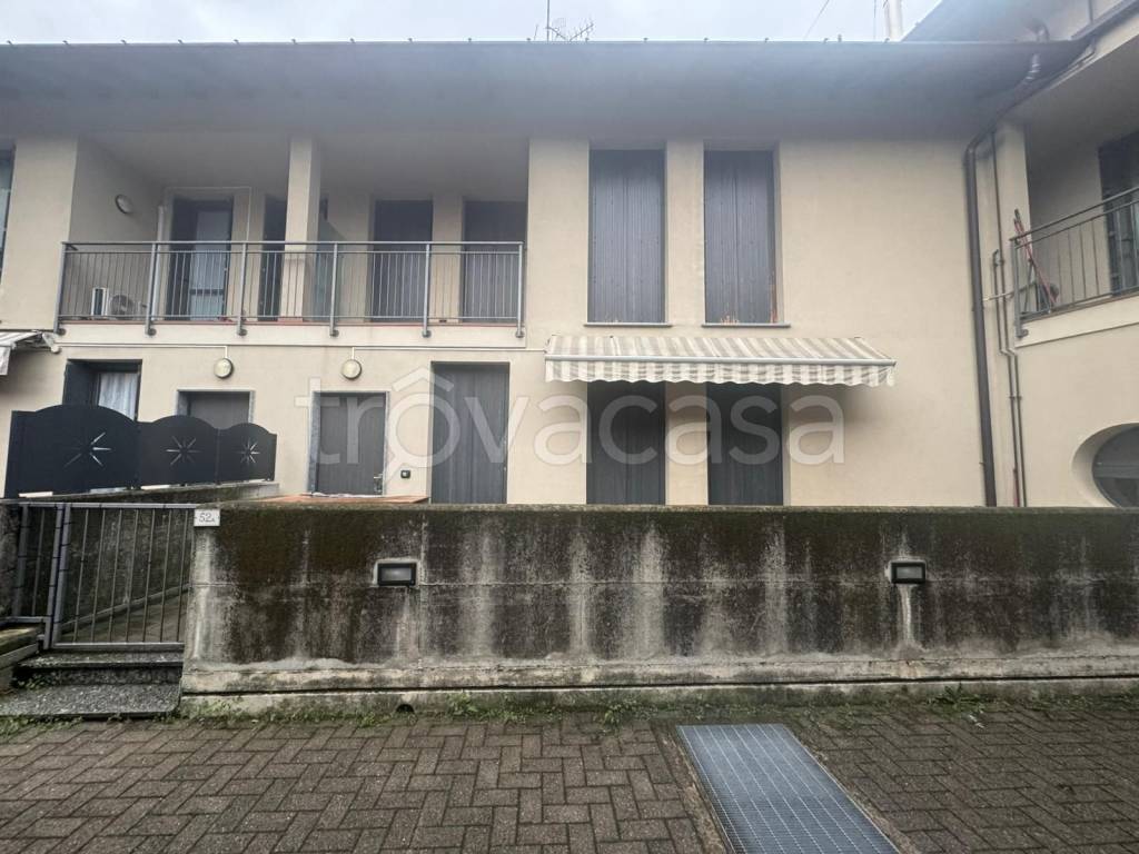 appartamento in vendita a Vedano Olona