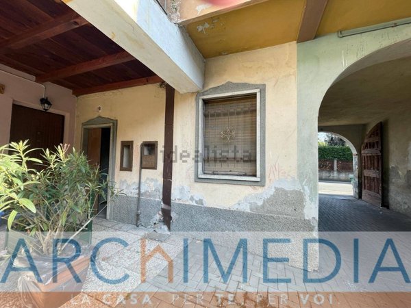 appartamento in vendita a Vedano Olona