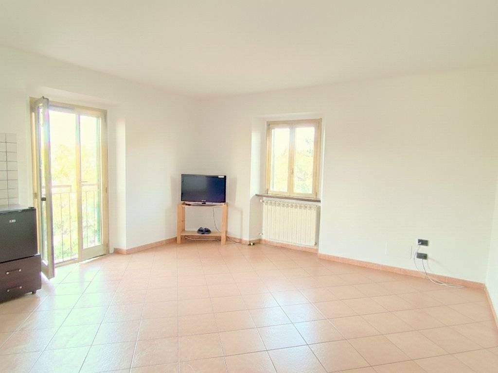 appartamento in vendita a Vedano Olona