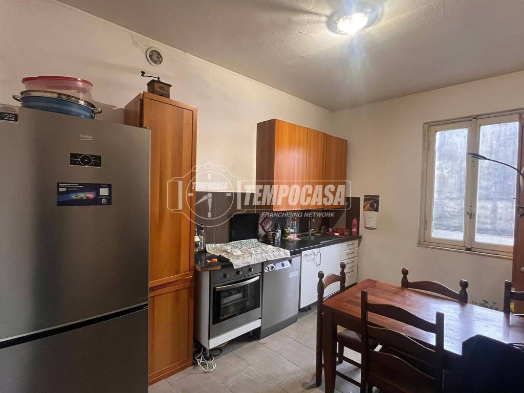 appartamento in vendita a Vedano Olona