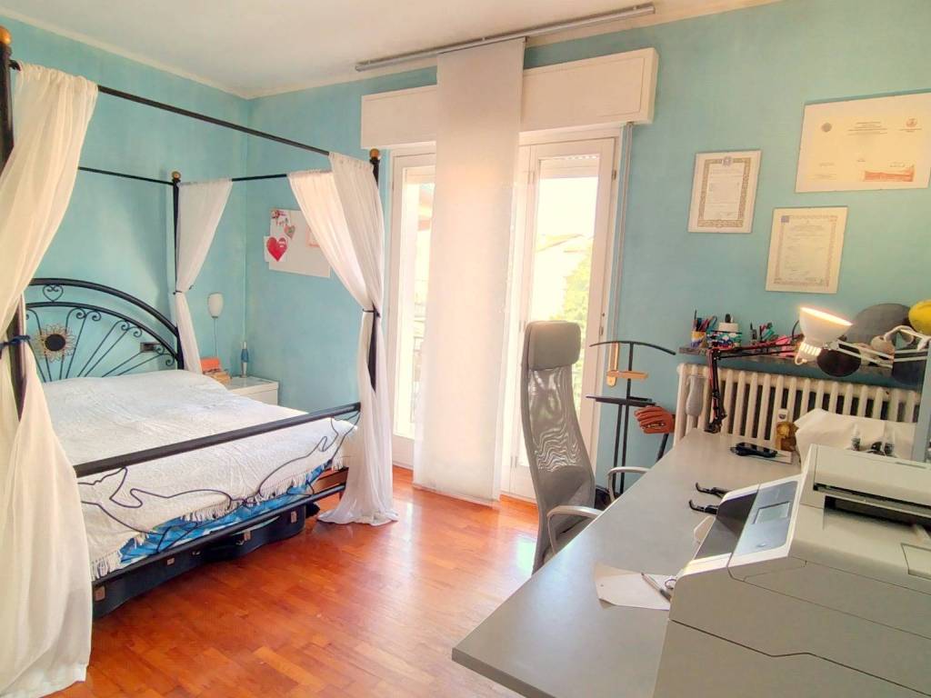 appartamento in vendita a Vedano Olona