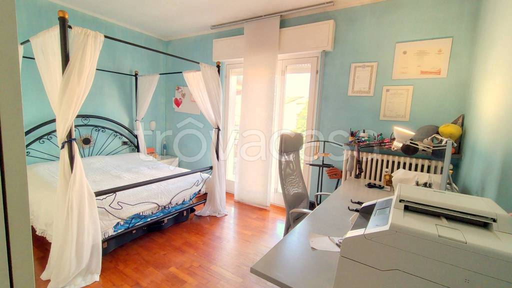 appartamento in vendita a Vedano Olona