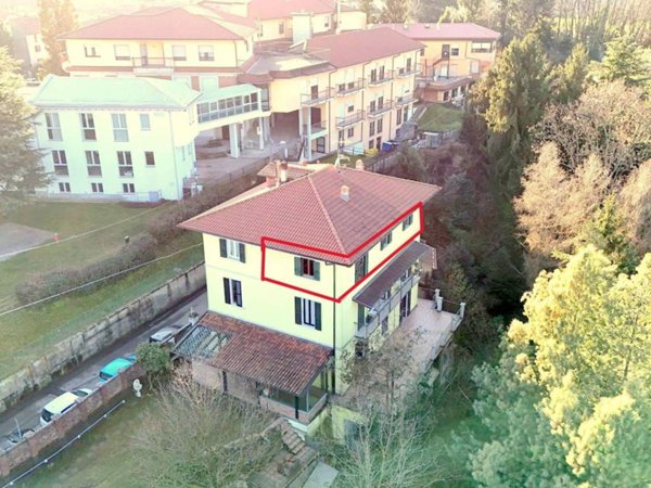 appartamento in vendita a Vedano Olona