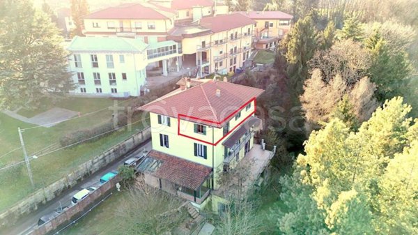 appartamento in vendita a Vedano Olona