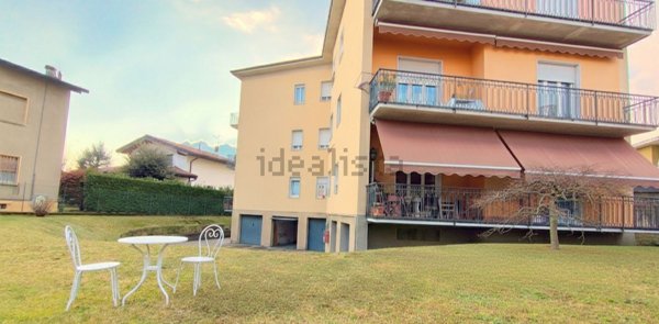 appartamento in vendita a Vedano Olona