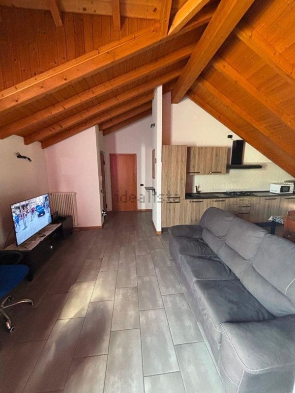 appartamento in vendita a Vedano Olona