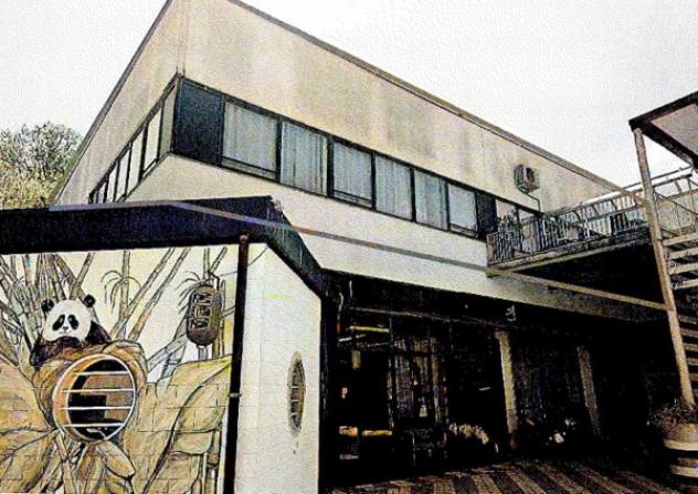 locale commerciale in vendita a Vedano Olona