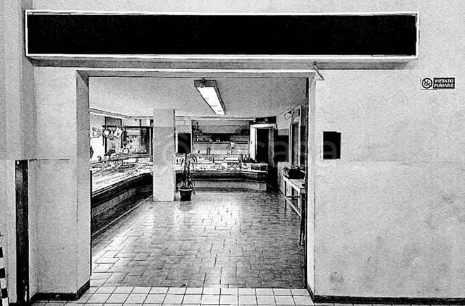 negozio in vendita a Vedano Olona