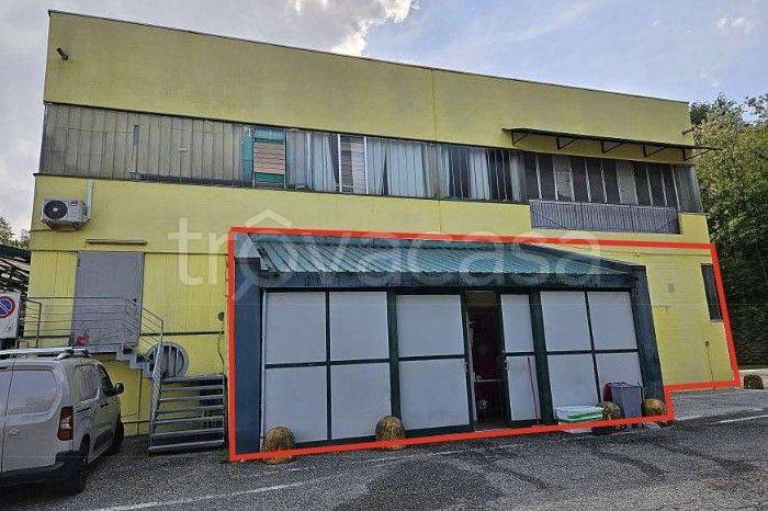 appartamento in vendita a Vedano Olona