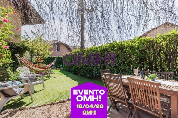 casa indipendente in vendita a Vedano Olona