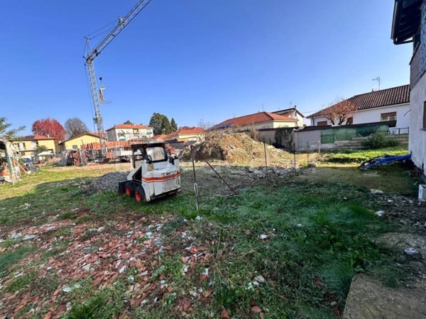 casa indipendente in vendita a Vedano Olona