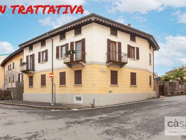 casa indipendente in vendita a Vedano Olona