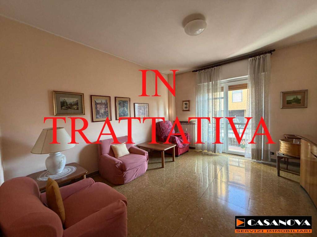 appartamento in vendita a Vedano Olona