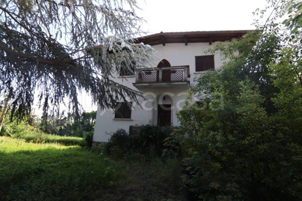 casa indipendente in vendita a Vedano Olona in zona Fontanelle