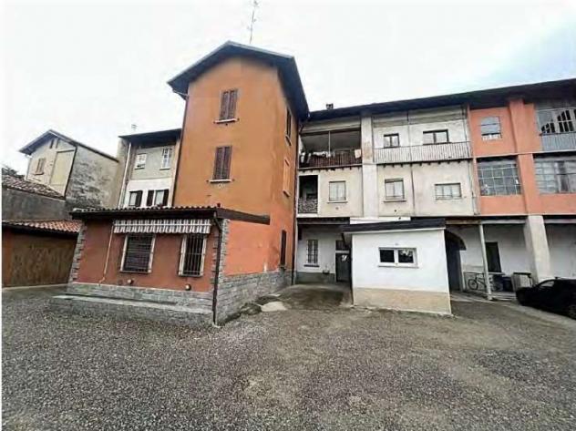 appartamento in vendita a Vedano Olona